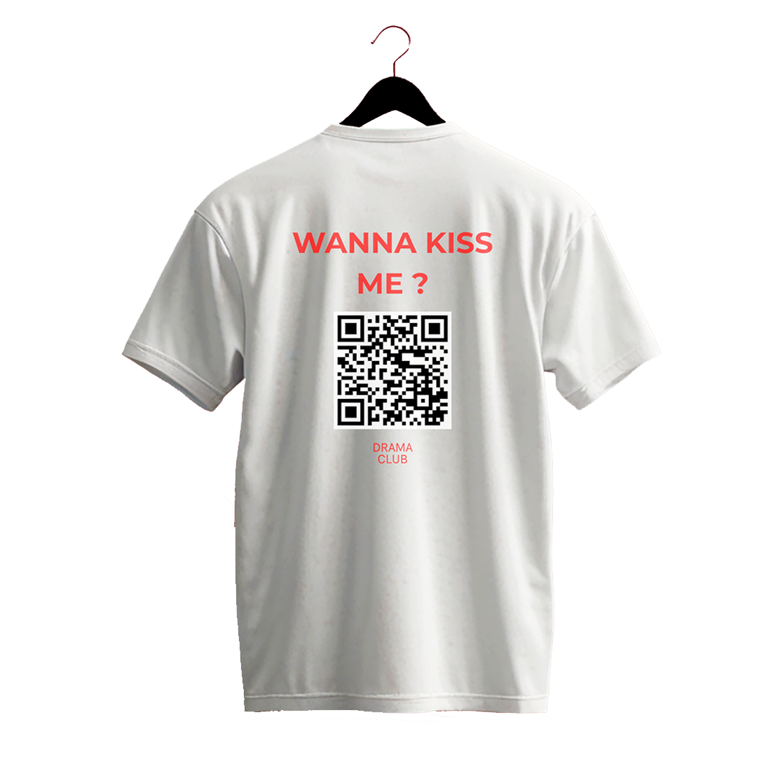 Wanna Kiss Me QR...